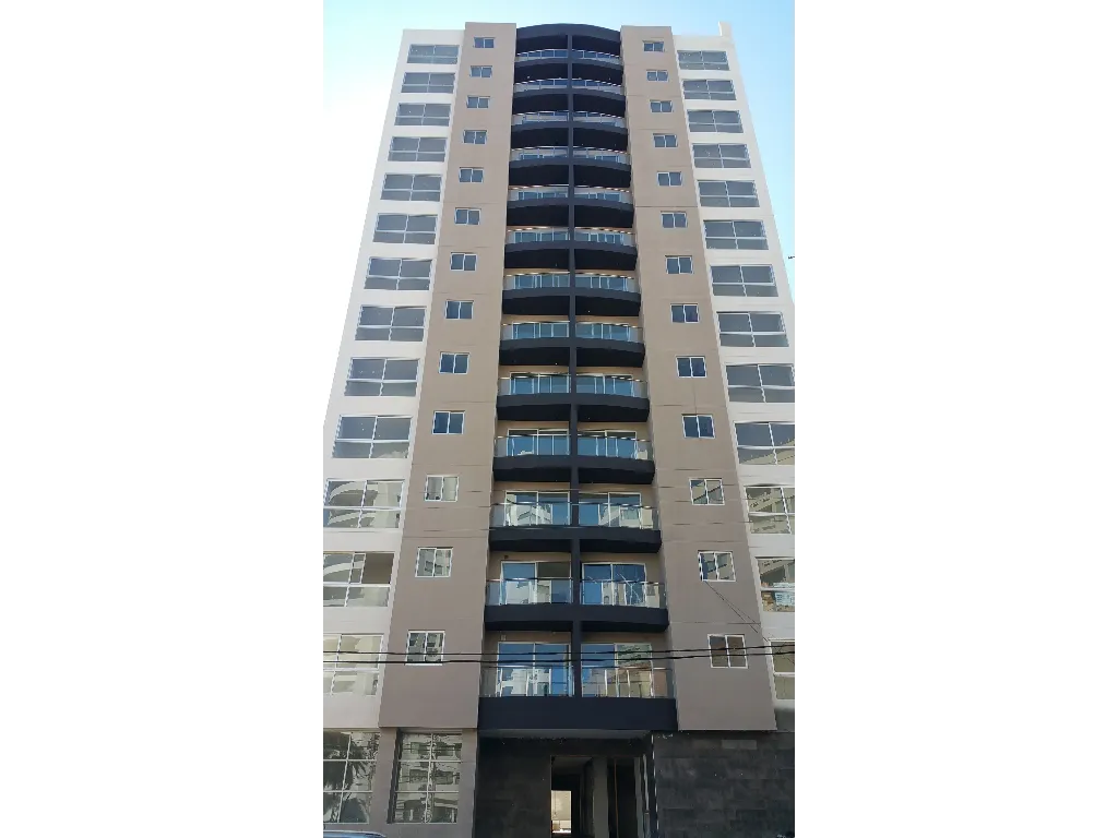 Puertas y  ventanas  para edificios