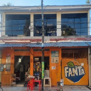Casa Comercial 